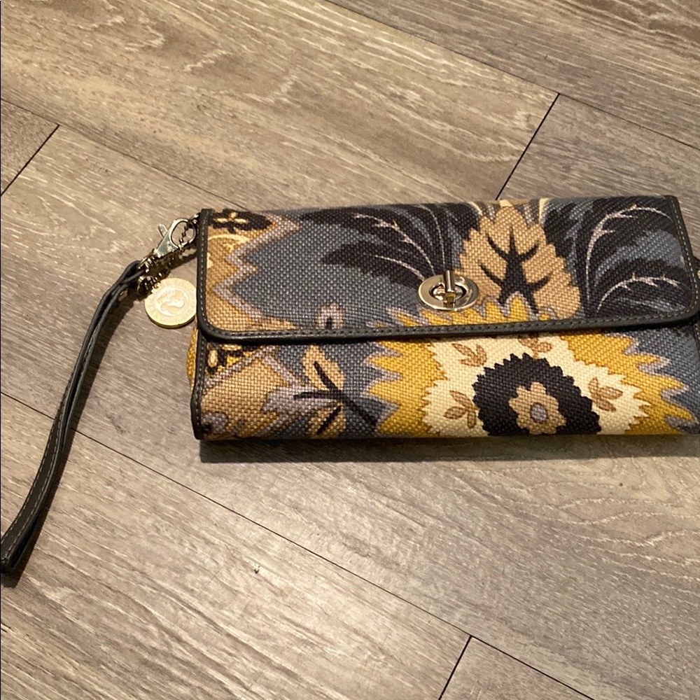 Spartina 449 Daufuskie Island Floral Linen Patterned Clutch with Wristlet